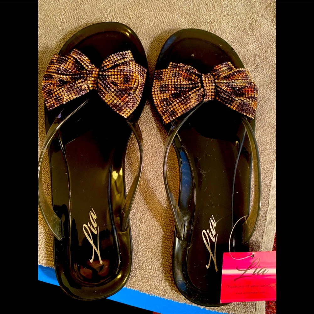Women’s sandals